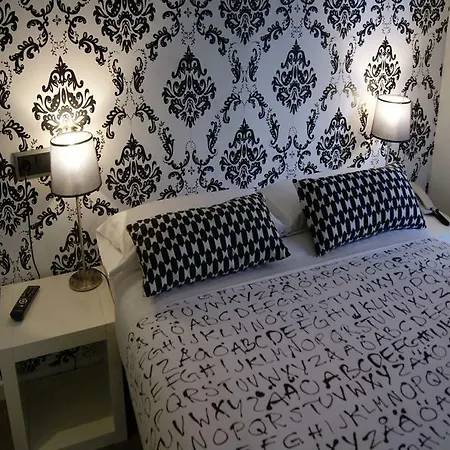 Guest house Q 2*