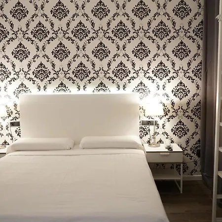Guest house Q 2*