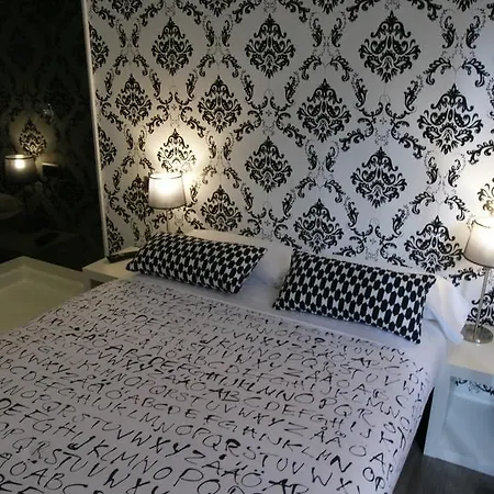 Casa de hóspedes Q 2*